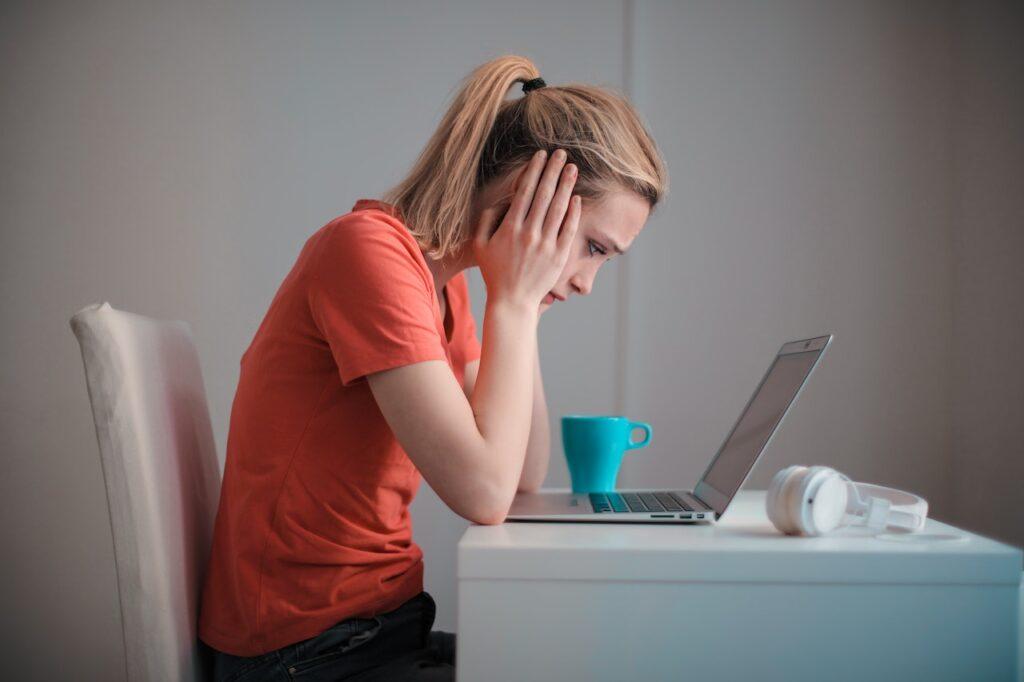 common freelancer mistake stressed woman